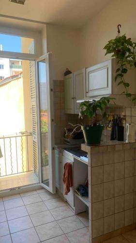 Heart of Nice - balcony - Sea