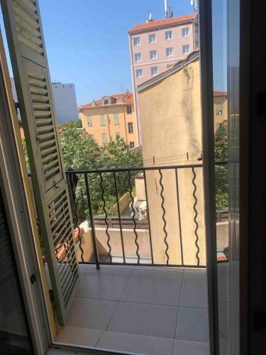 Heart of Nice - balcony - Sea