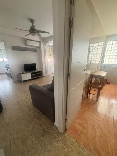 Seaview Panoramic Flat