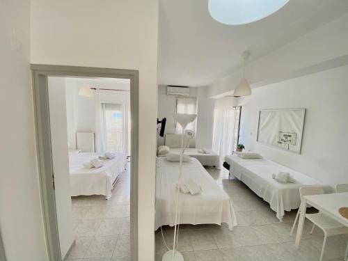 Korona beach apartments-sea view suite