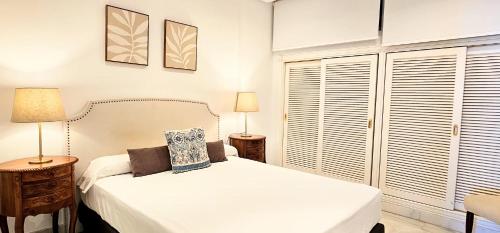 Marina Mariola by Coral Beach photo 73