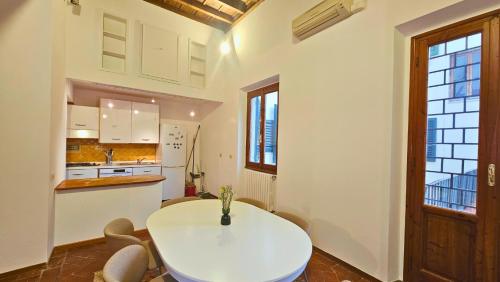 NEW Comfort & Space in the historical center - apartment