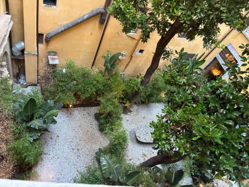 Black Diamond Suite Florence
