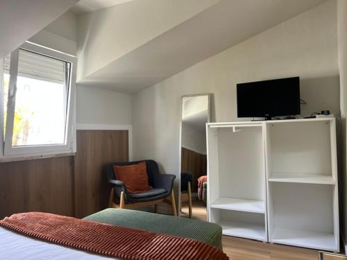 Romantic and Renewed 1 Bedroom apartment in Campolide - 2E ESQ