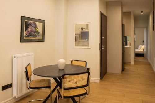 Mosaikon Guesthouses #Veikou Str