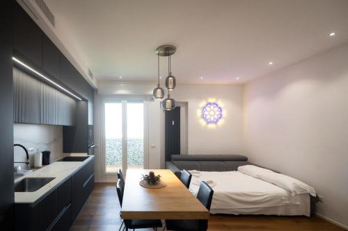 Elegant Designer Apartment in the Monumental Area