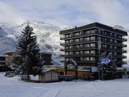 Studio confortable aux Menuires avec balcon, skis aux pieds - FR-1-344-1072
