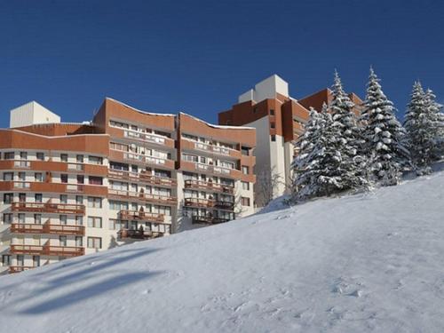 Appartement rénové 2 pièces, skis aux pieds, balcon Sud-Ouest - FR-1-344-877