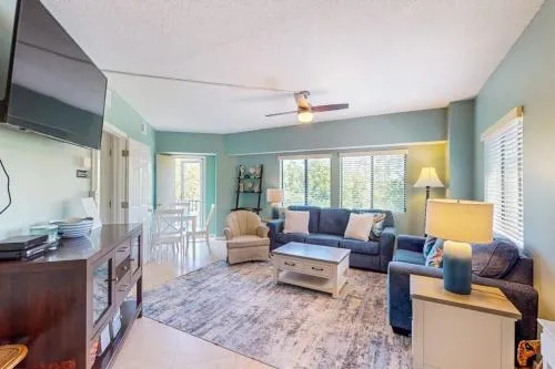 Forest Beach Villas 409 photo 1