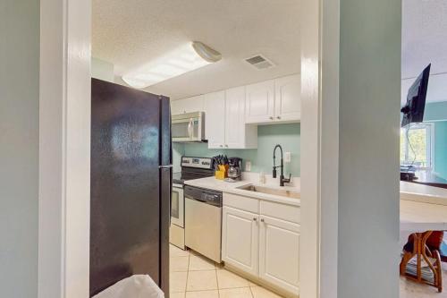 Forest Beach Villas 409 photo 9
