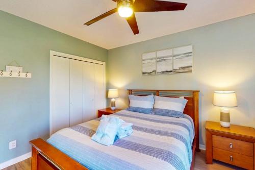 Forest Beach Villas 409 photo 13