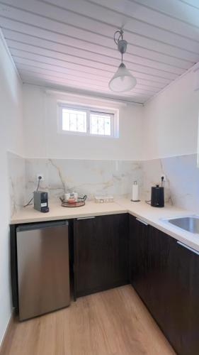 Beachside Apartment Near Athens Airport