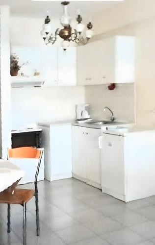 Crystal Apartment with Green View