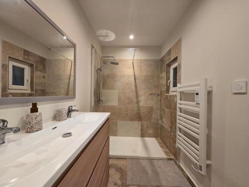 Suite SPA Sauna en Avignon