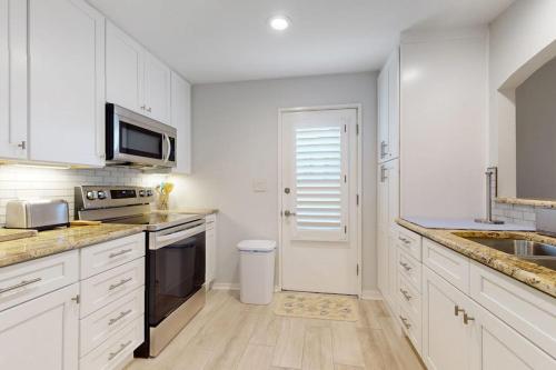Queens Grant 662 photo 8