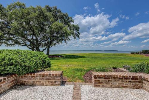 Schooner Court 705 photo 25