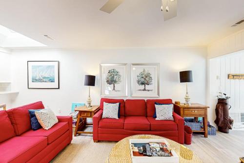 Fairway Lane 102 photo 5