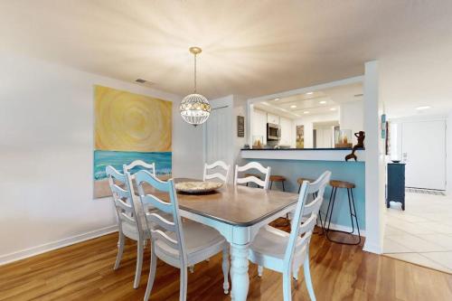 Shorewood 219 photo 7