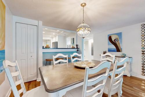 Shorewood 219 photo 8
