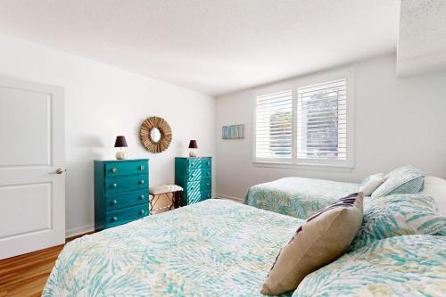 Shorewood 219 photo 13