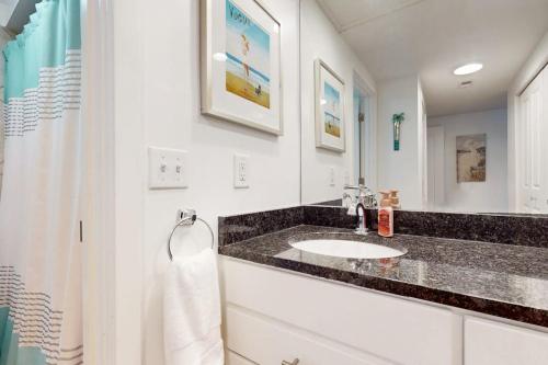Shorewood 219 photo 19
