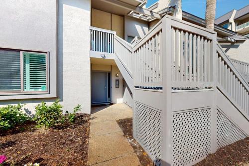 Shorewood 219 photo 22