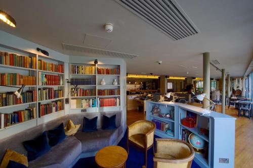 Bermondsey Square Hotel - A Bespoke Hotel Image