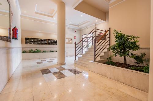 Apartamento premium y luminoso con gym & parking cerca de Plenilunio & Metropolitano by beBalmy