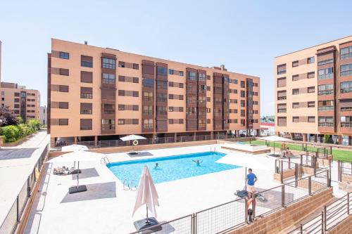 Apartamento premium y luminoso con gym & parking cerca de Plenilunio & Metropolitano by beBalmy