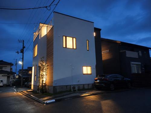 180日のPoirot-ポアロ-Matsuyama,Ehime