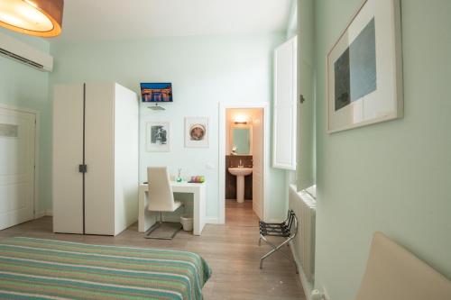 THE NEW ROOMS of FLORENCE