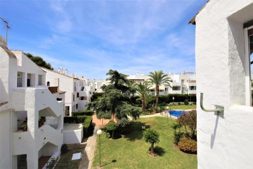 Estepona East Penthouse Apartment SYLVIA