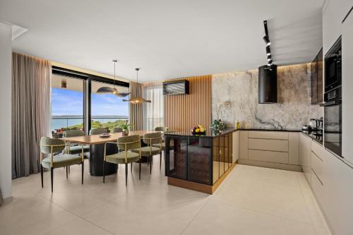 Apartment Amber with Jacuzzi & Sea View
