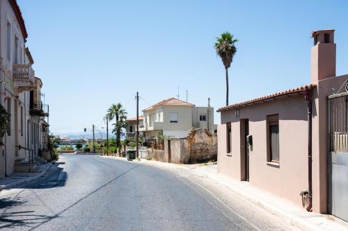 Aliki house