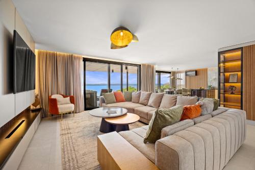 Apartment Amber with Jacuzzi & Sea View