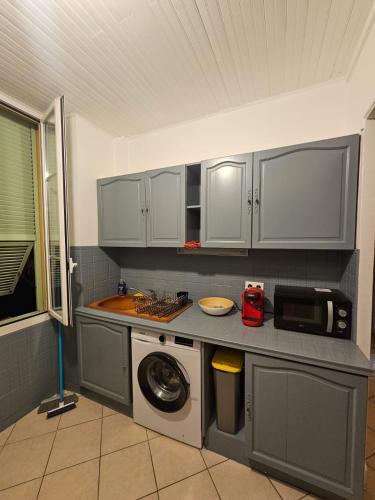2 bedrooms apartment in Menton - Central