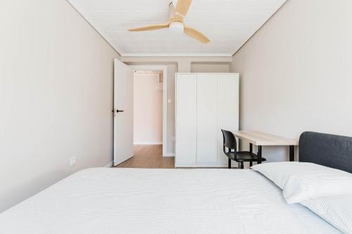 Stylish Newly Renovated 4 bedroom Apartment