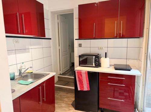 Small peaceful haven with patio in the heart of Sète