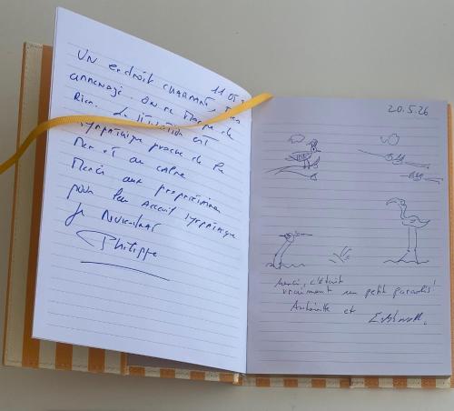 a piece of paper with handwriting on it at Un petit Paradis, 5 minutes à pied plage Robinson, terrasse, parking privé, WIFI, vue sur dunes et mer, très ressourçant, à Marseillan Plage in Marseillan