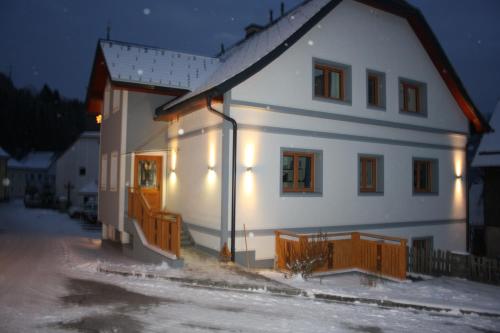 Fotografia z galérie ubytovania Ferienwohnung Menthof v destinácii Aich