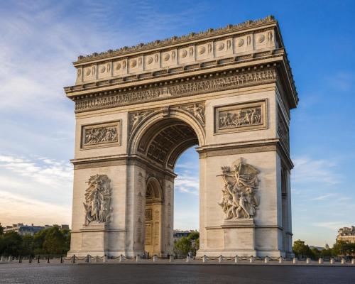 Elegant 2 Bedroom Apartment Arc de Triomphe