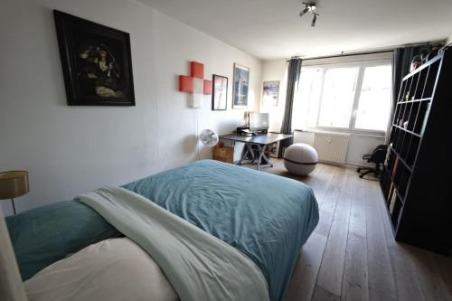 Spacious apartment near Père Lachaise