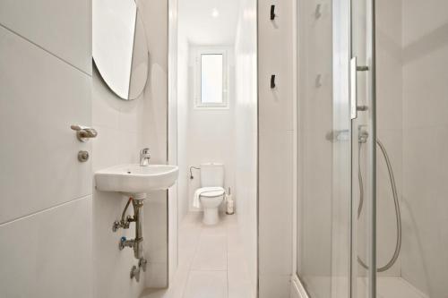 Hogar Madroño - 3BR - A-C - Downtown