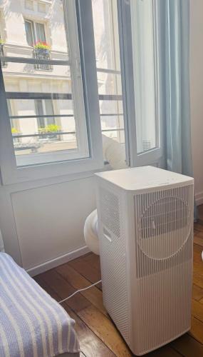 Paris Luxury Studio with portable AC