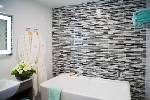 Ванная комната в Sudima Hotel Christchurch Airport