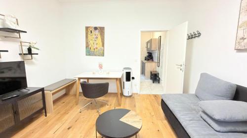 Modern City Apartment RD