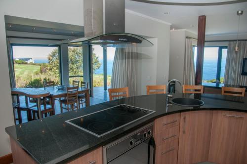 Dapur atau dapur kecil di Hippo House