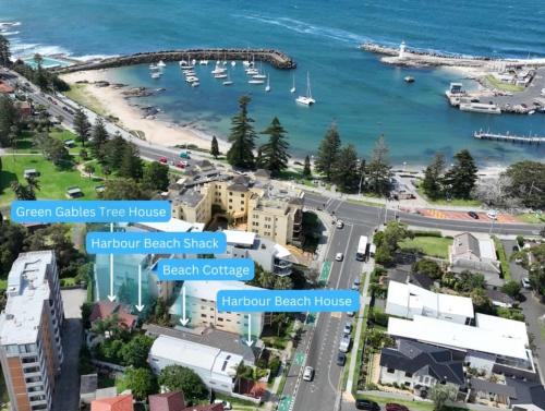 a map of the city of launceston and the harbor at Cozy Loft Beach House in Wollongong