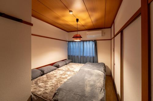 SAKURa302