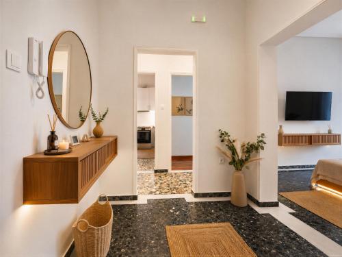 Elegant Apartment near Kalamata Center